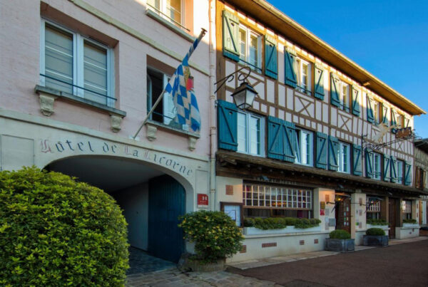 code - hotel de lujo - la licorne hotel&spa - francia