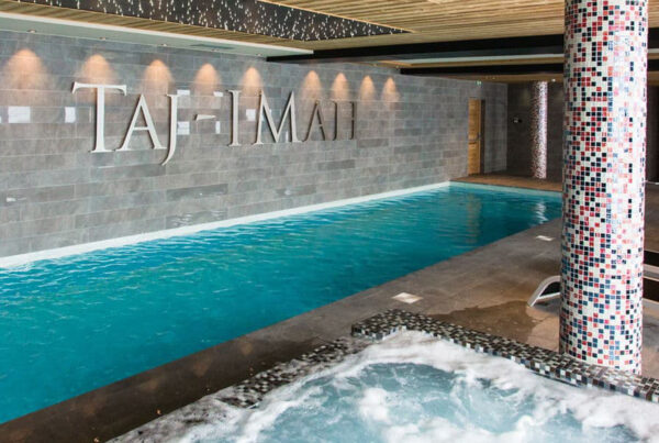 code - hotel de lujo - taj-i mah hotel - francia