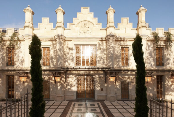 code-spa-furniture-hotel-mondrian-les-carmes-bordeaux-france-uk